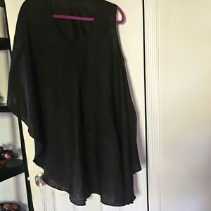 Tunic In Black Linen Never Worn